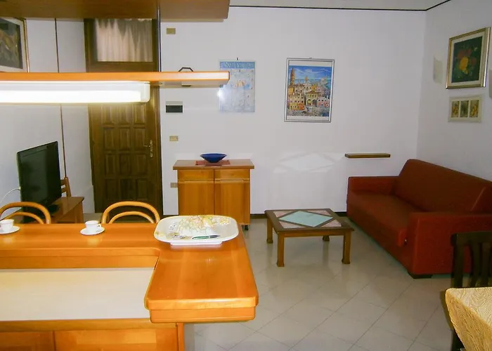 Dalla Bella - Agenzia Cocal Apartamento